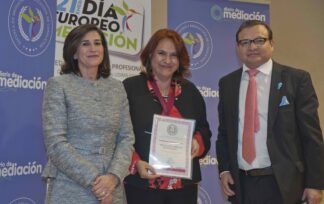 María del Carmen Marín Álvarez , medalla al mérito profesional 2019