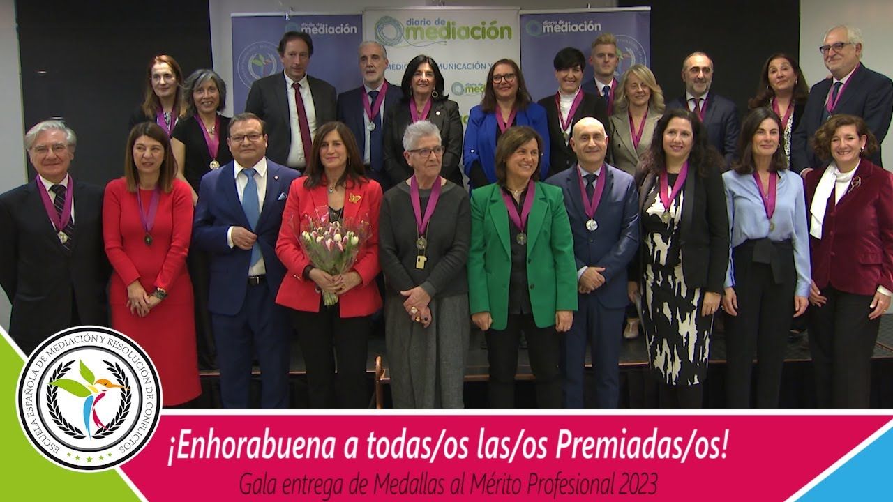 Convocatoria 2023 entrega de Medallas al Mérito Profesional